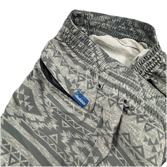 Chubbies Aztec Print Compression‎ Lined Swim Trunks 7" Inseam Grey Mens - Picture 1 of 7
